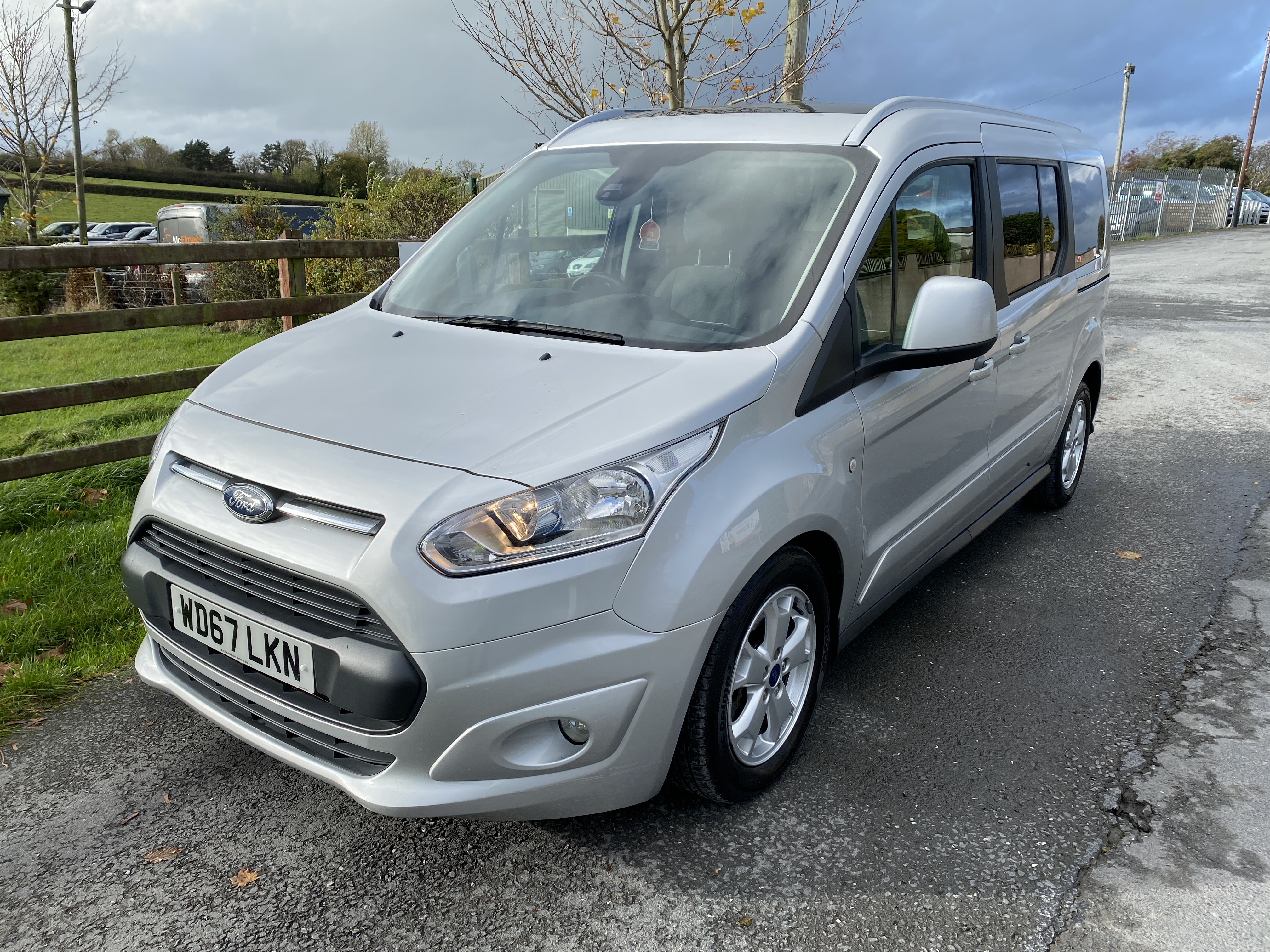 2018 Ford TOURNEO CONNECT GR TNIUM TDCIA
